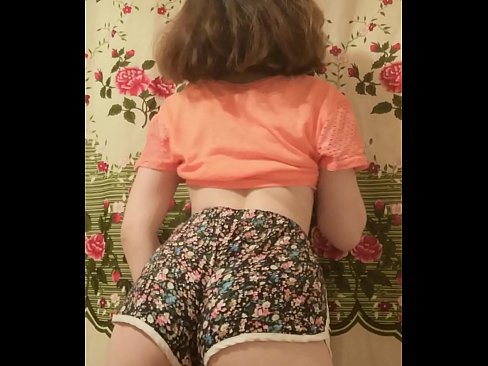 ❤️ Seksi mlada bejba se pred kamero sleče s kratkih hlač ❤️ Porno pri nas ❌️❤